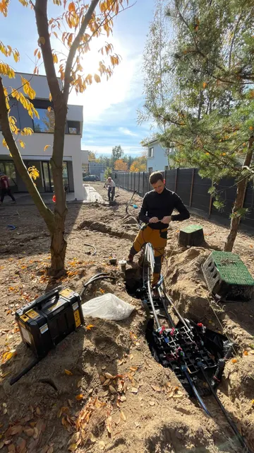 rozkładanie elektryki ogrodowej